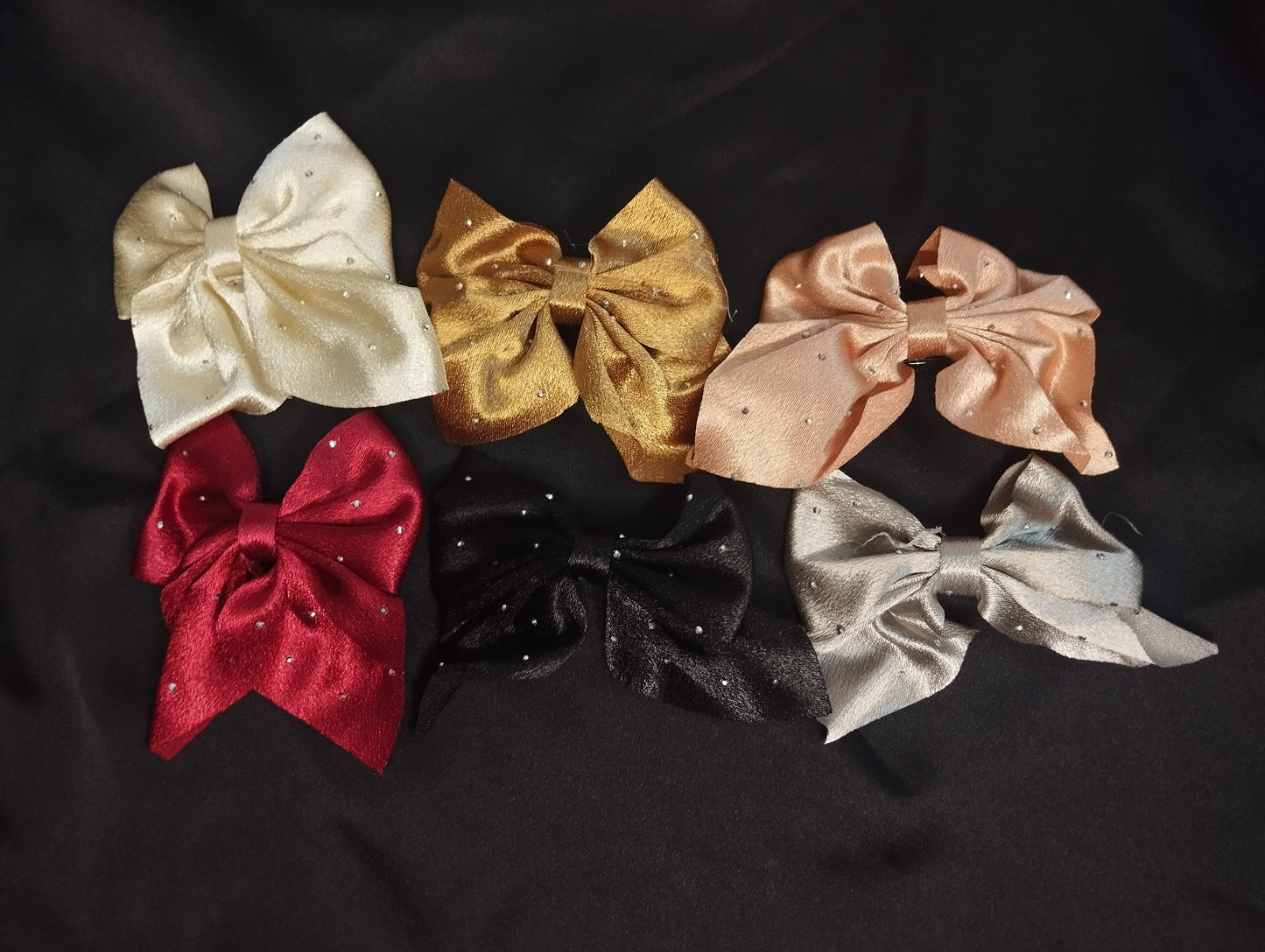 Bow Clip pins