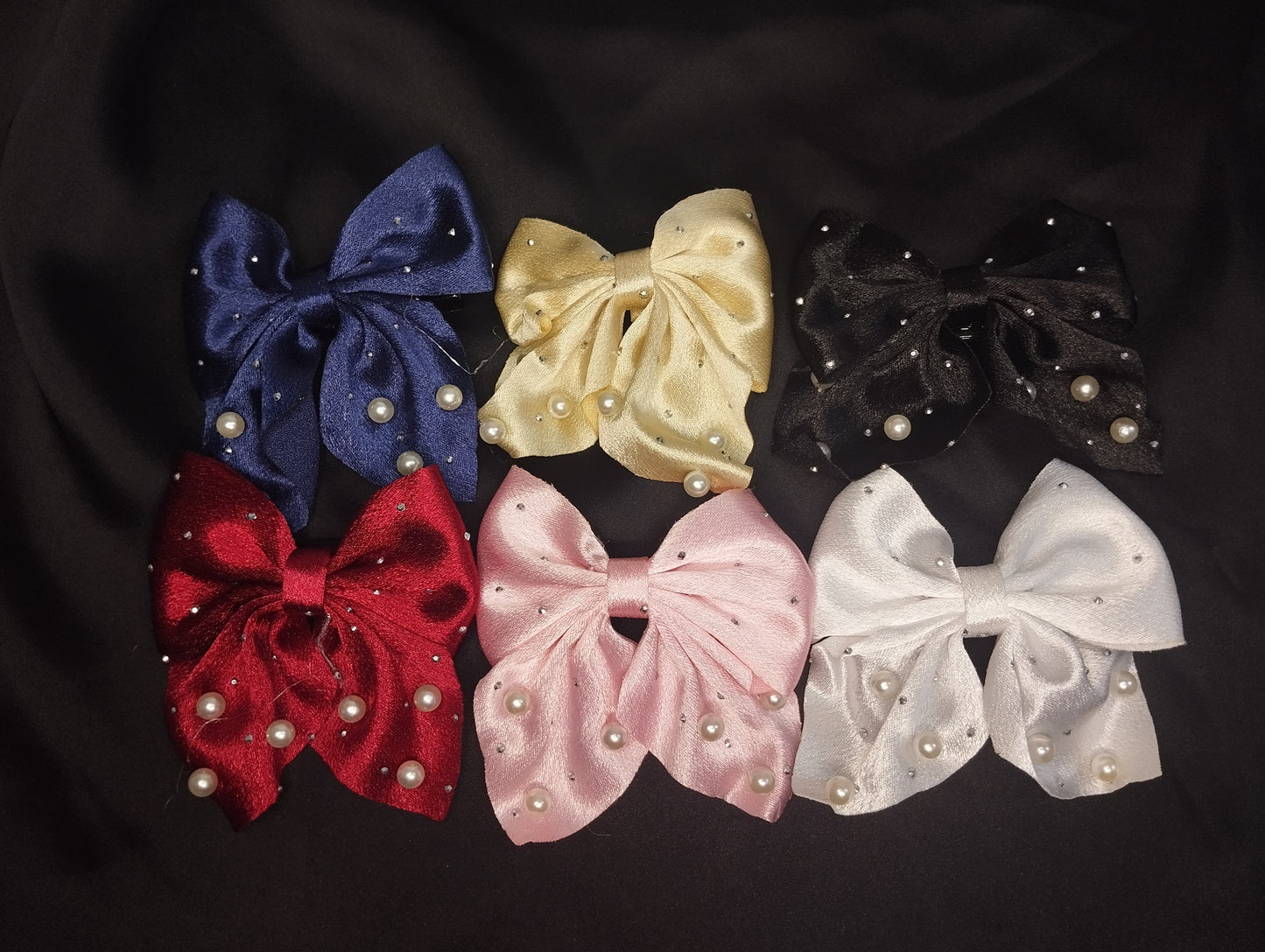 Pearl Bow Clip Pins